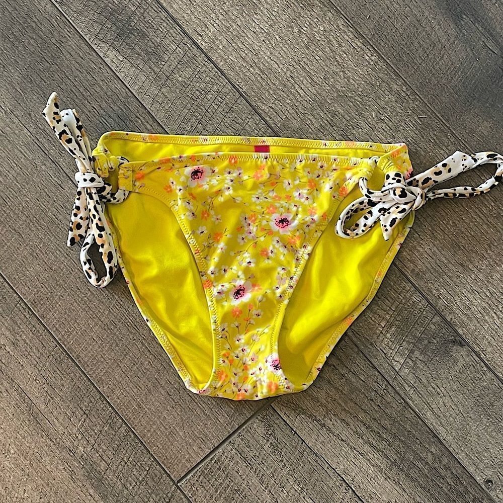 Victoria Secret Tie Bikini Bottom. Size Medium